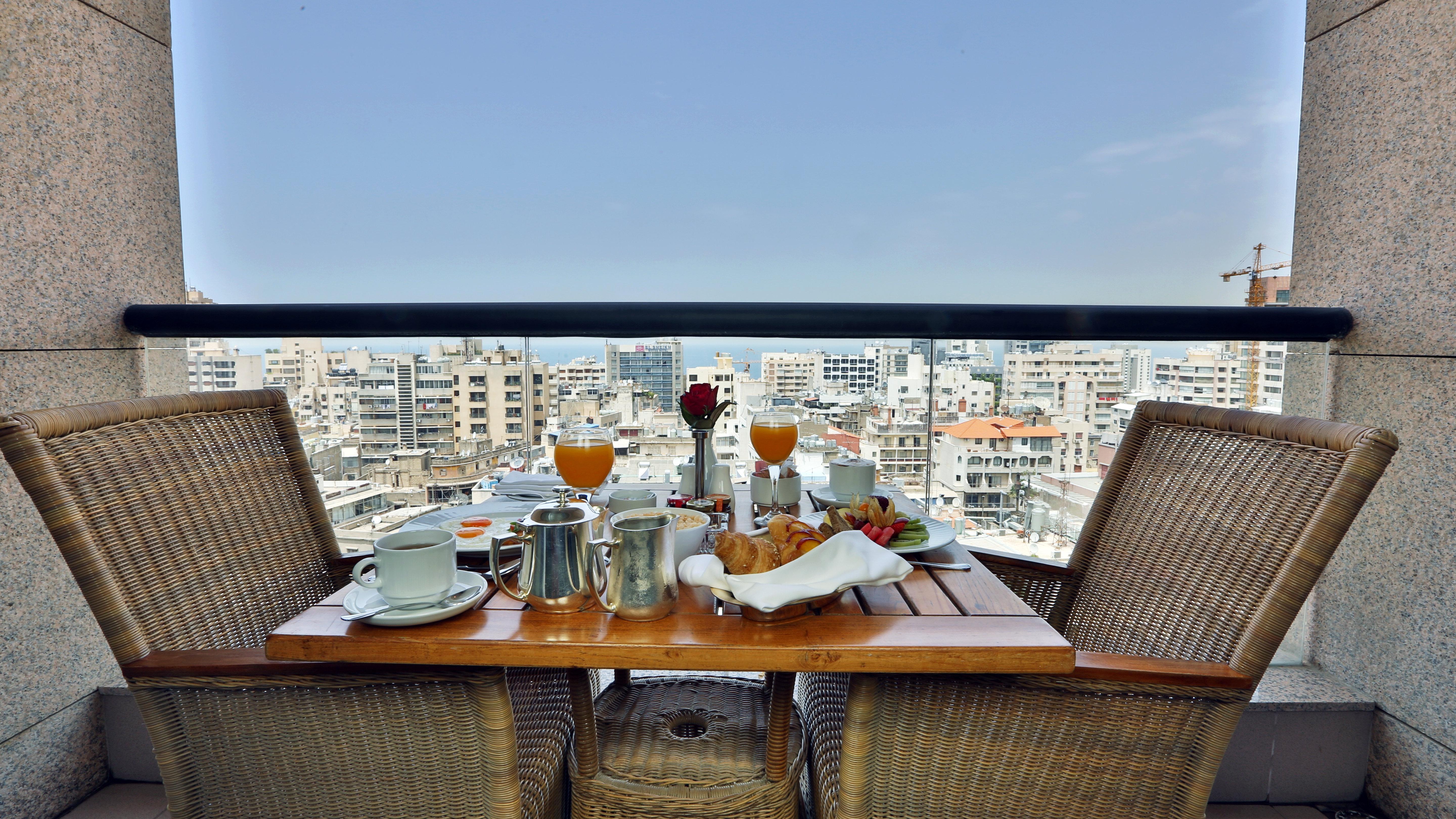 Crowne Plaza Hamra Beirut, An Ihg Hotel Zewnętrze zdjęcie